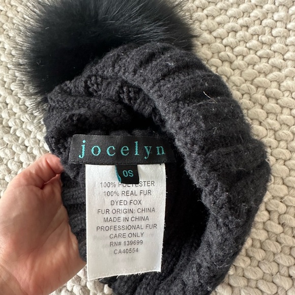 Jocelyn 100% Fur Pom Pom Hat - Black Rib - Picture 2 of 2